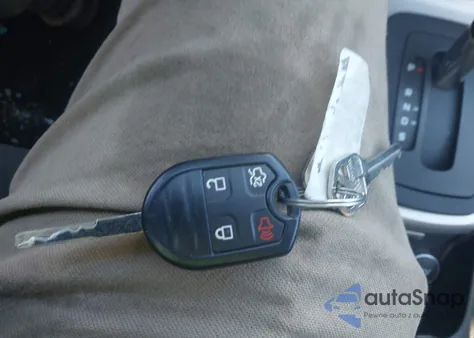 2018 Ford Fiesta Se z USA, uszkodzony, nr VIN 3FADP4BJ0JM135980